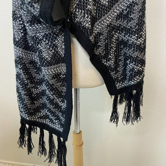 Indigo Black Button Side Fringe Cowl Neck Poncho L - Picture 6 of 11